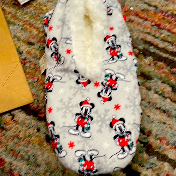 Disney Shoes - Mickey Mouse NWT - slippers size 10